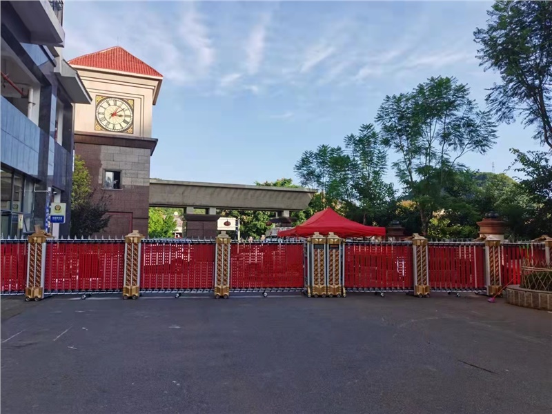 兴义市顶兴学校1